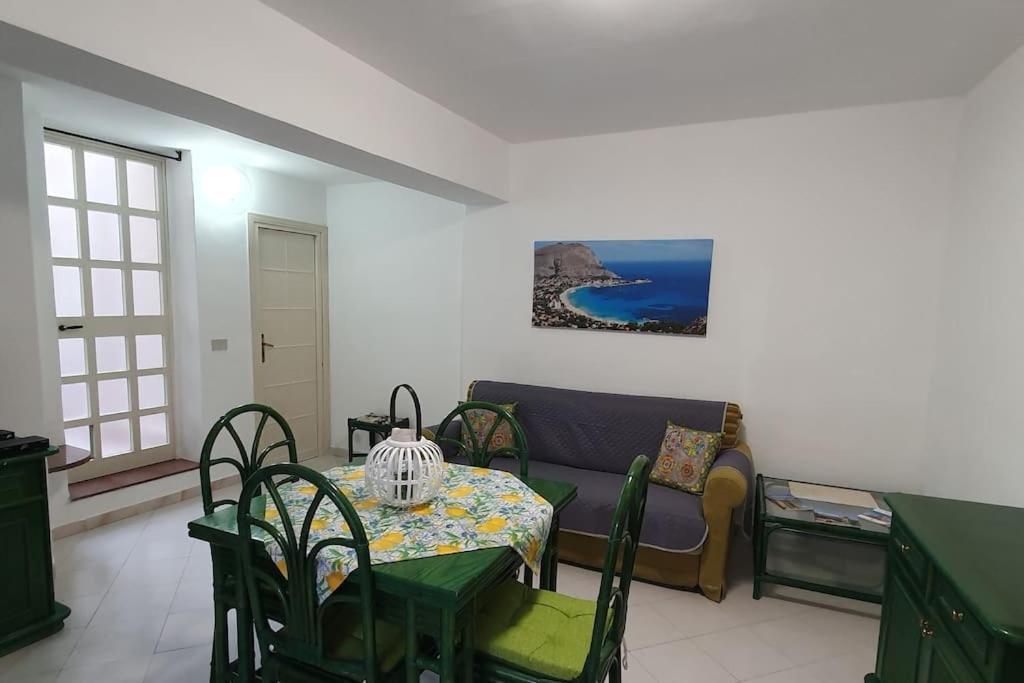 فيلا Villino Sirene Mondello باليرمو المظهر الخارجي الصورة